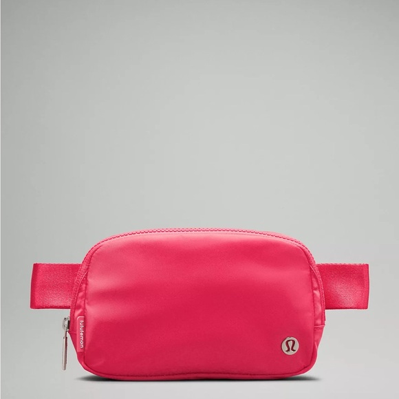 Lululemon everywhere belt bag glaze pink - Picture 5 of 6